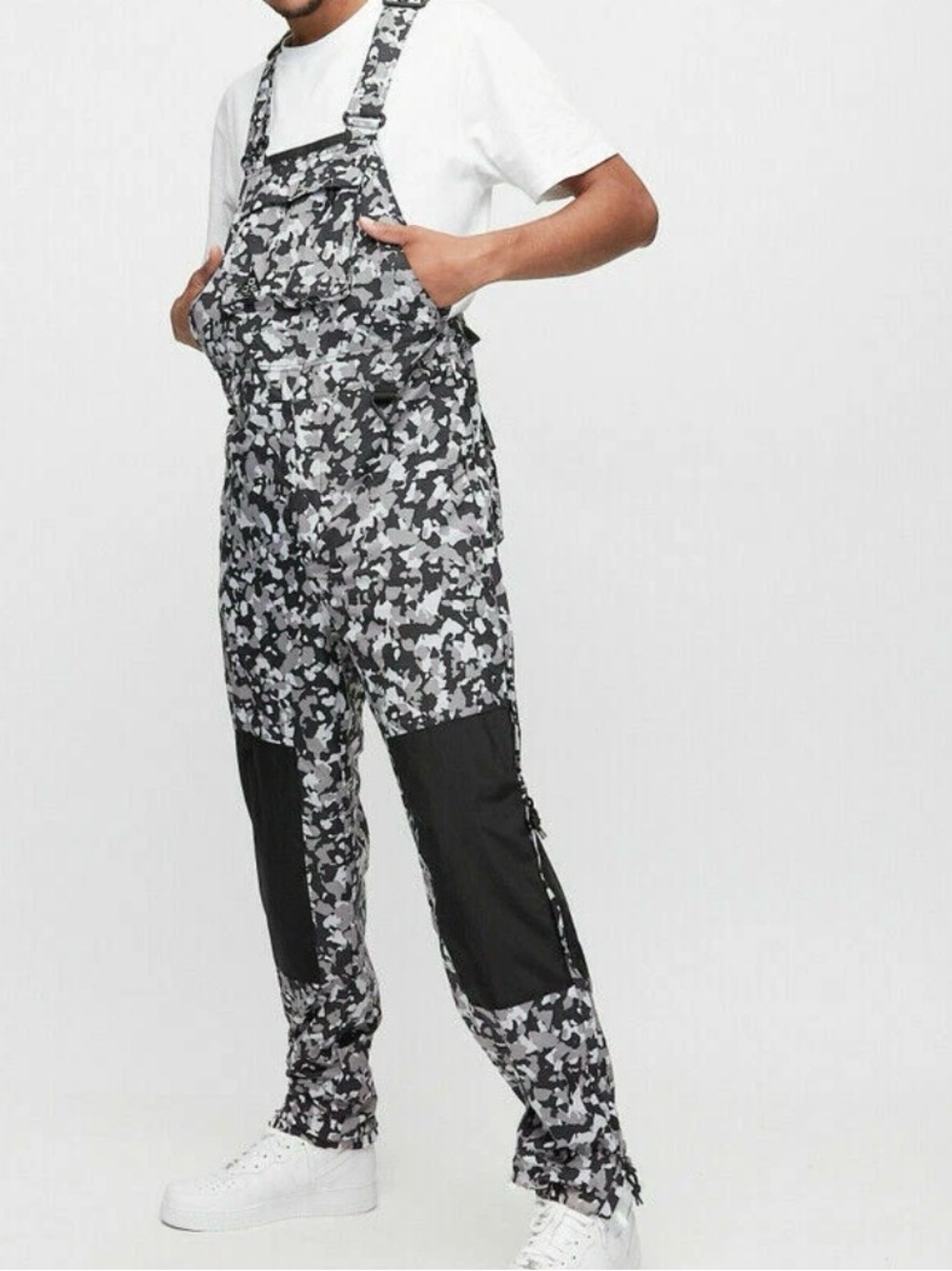 Nike NRG ACG Woven
Overall Camo Print Black White
Grey  Men's M